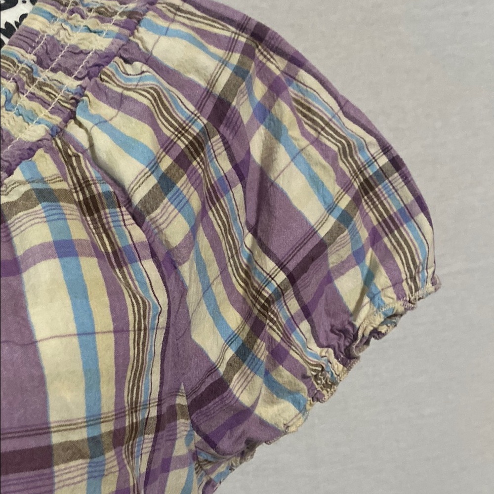 Dress Barn Purple/Tan Smocked Short Sleeve an tie on side Blouse Great condition - Picture 4 of 11